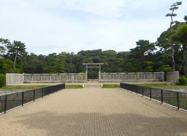 【城の歴史4】古墳を活用した城
