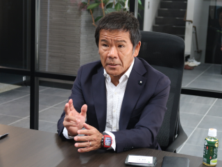 ㈱TUKUYOMI HOLDINGS 代表取締役 山岸忍氏【シリーズ 風貌~私の経営哲学~】