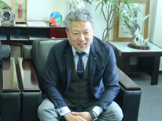 オカダアイヨン㈱ 代表取締役社長 岡田祐司氏【シリーズ 風貌~私の経営哲学~】